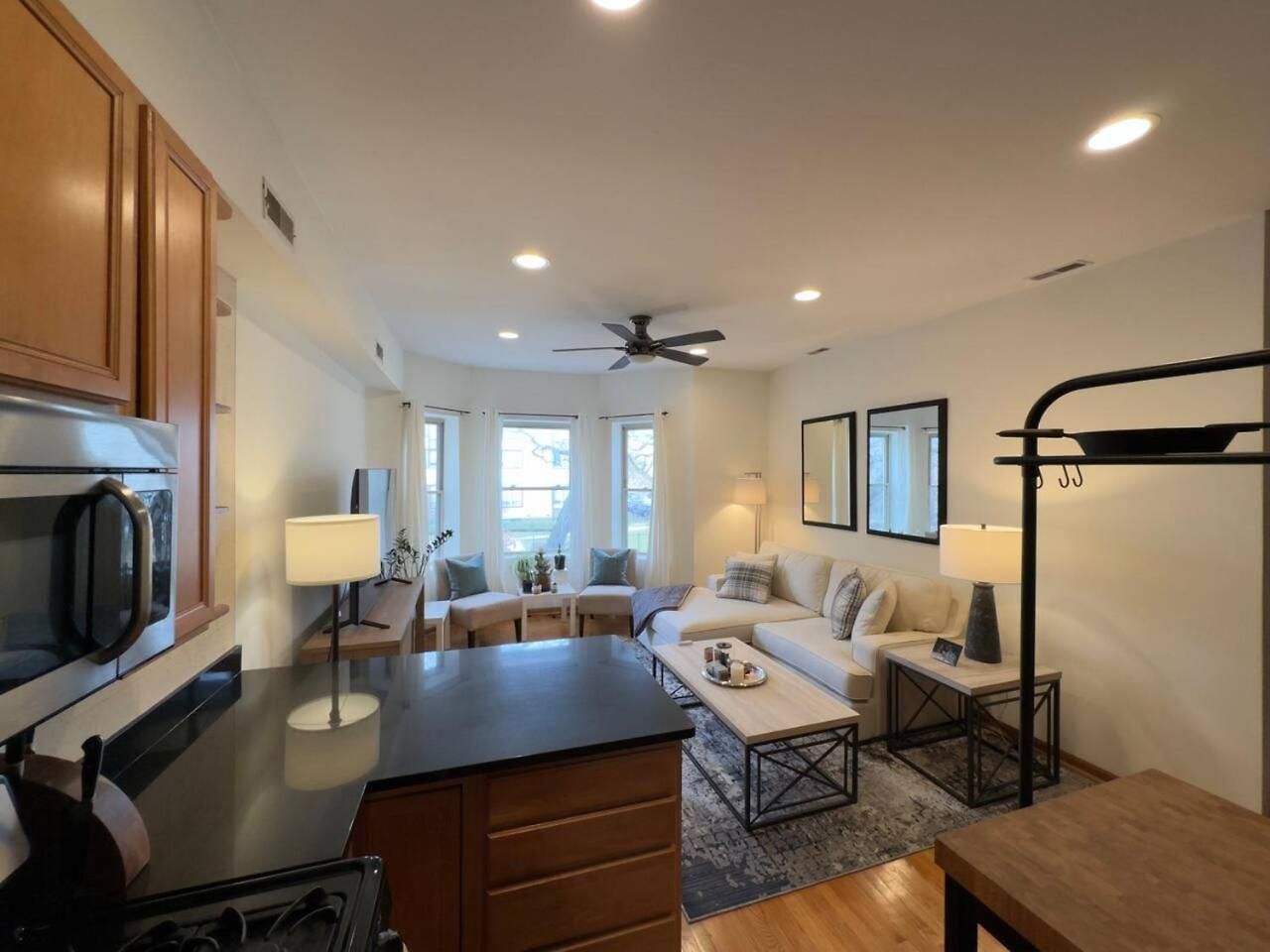 2br Near Obama Presidential Ctr And Uofc Med Ctr Apartment
