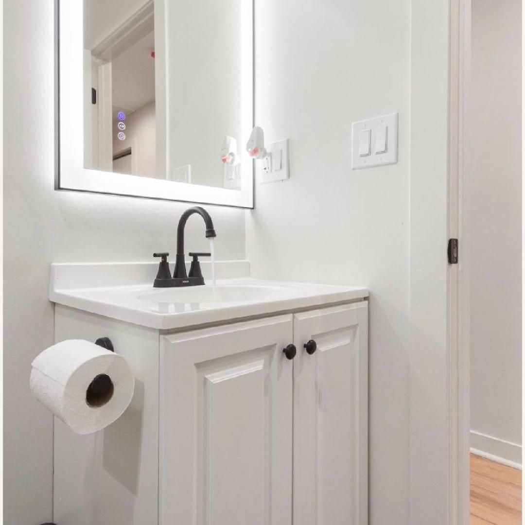 Modern 3br Near United Center Apartment