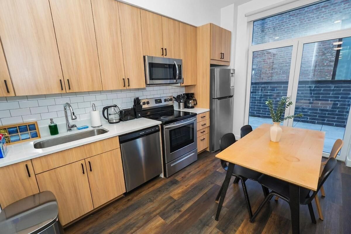 4br South Loop With Rooftop And Gym Near Mccormick Place *