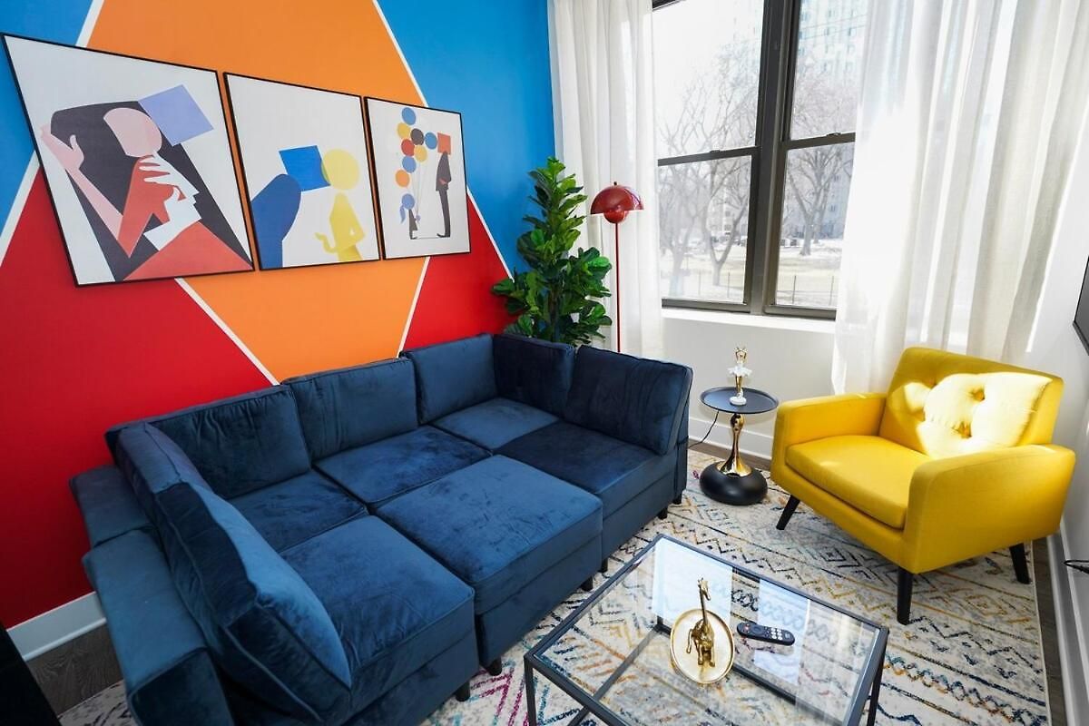 South Loop 2br 420-friendly Near Mccormick & Chinatown