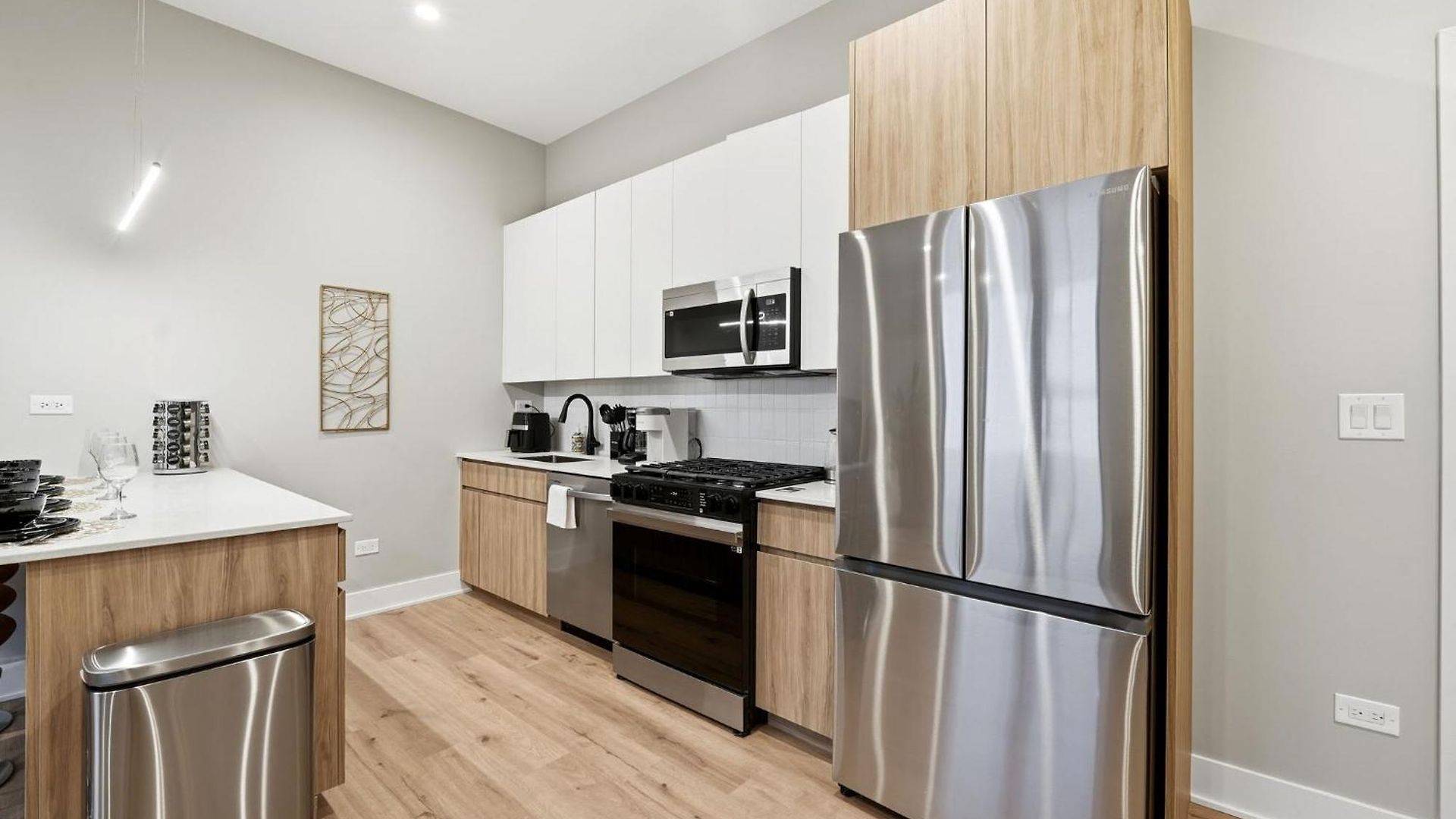 Comfy - Gym Free Parking & Modern Amenities Apartment Chicago