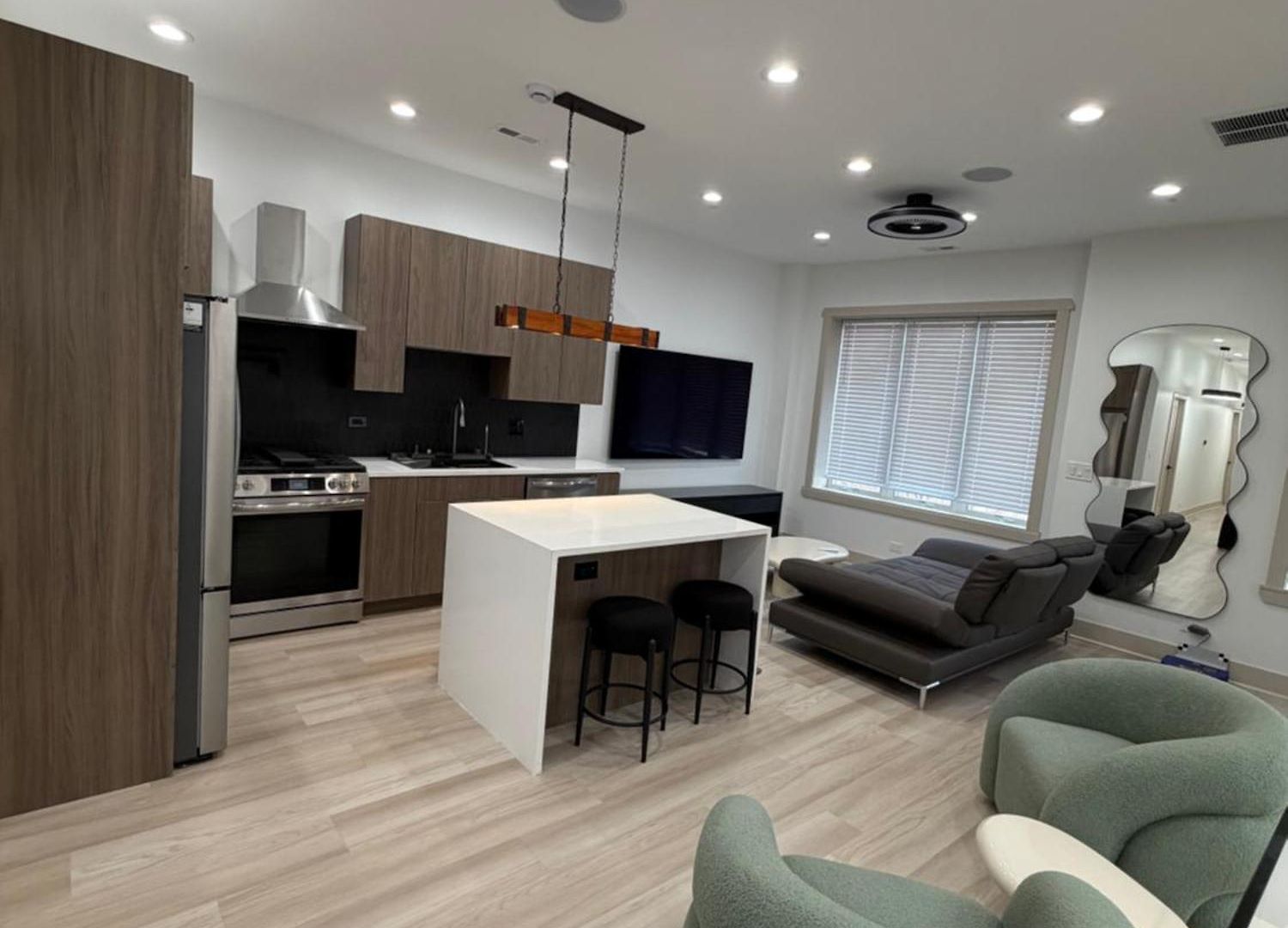 Luxury Living In Bronzeville Chicago