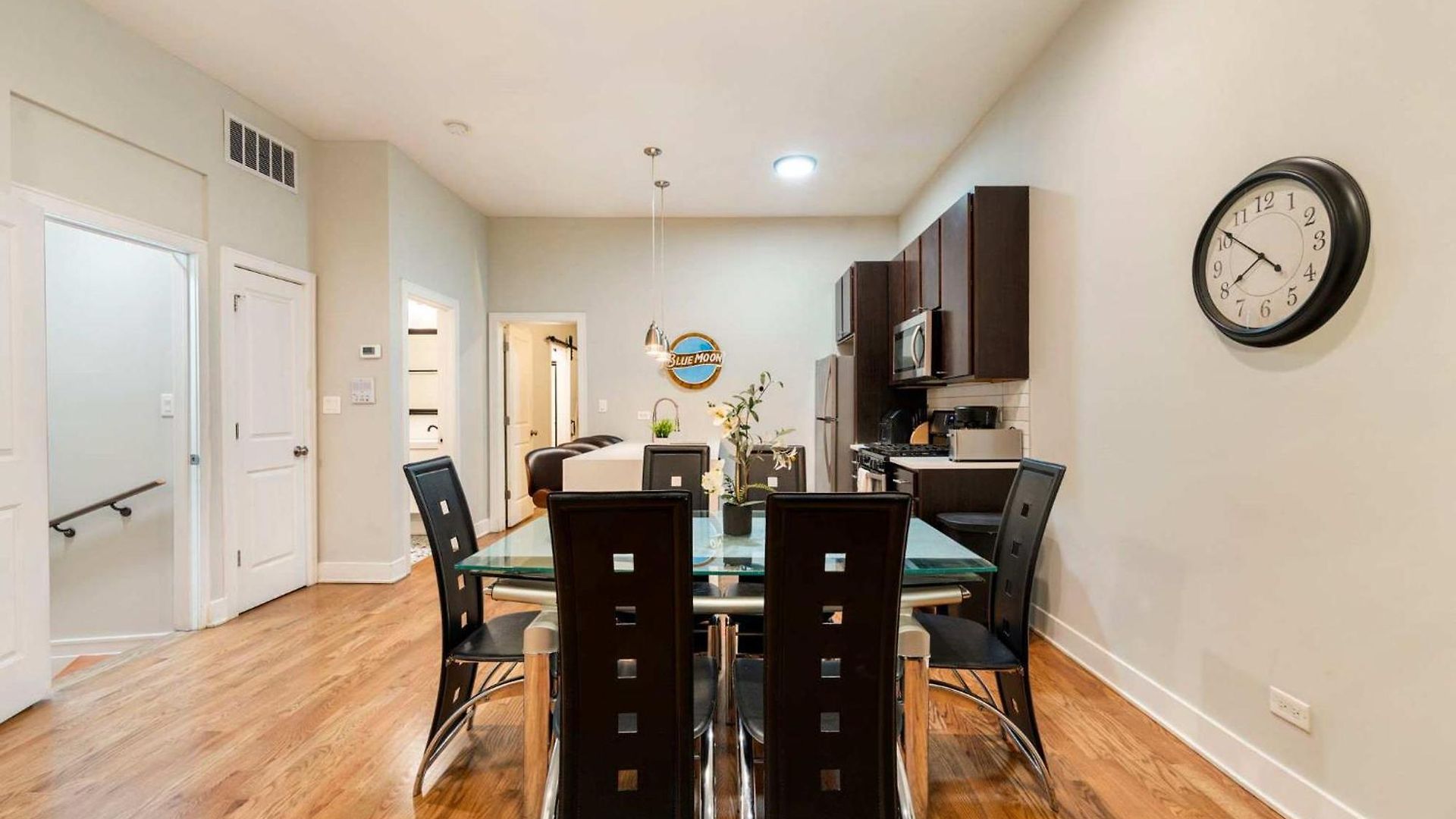 4br 3ba Pilsen Retreat - 10 Min From Downtown *