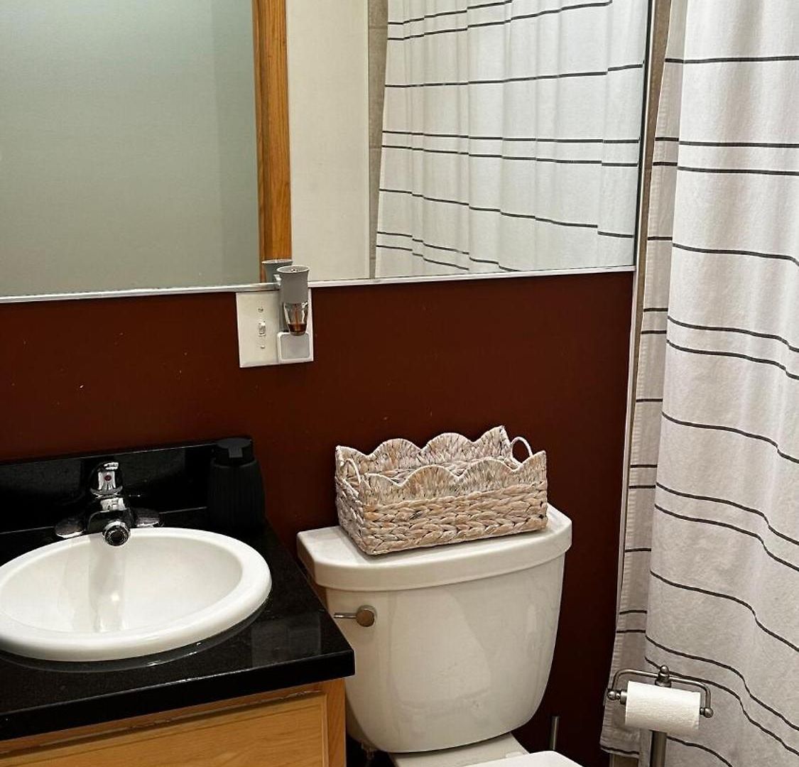 2br Near Obama Presidential Ctr And Uofc Med Ctr Apartment Chicago