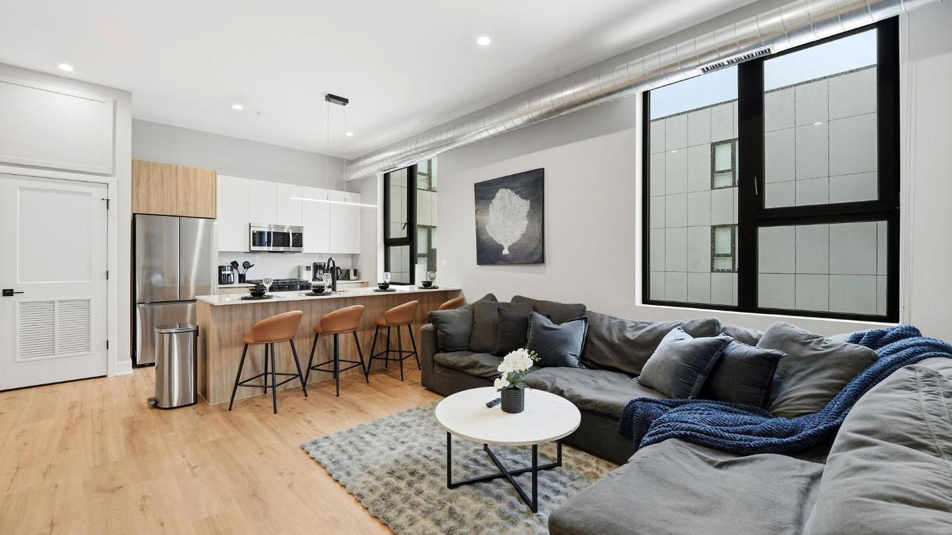 Apartment Edgewater With Free Parking Gym Modern Living Chicago