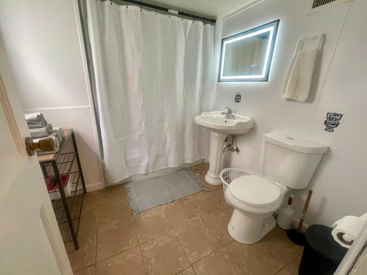 Lower Level Luxury * Chicago