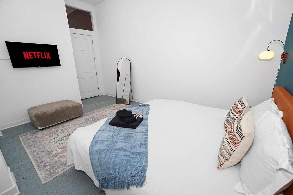 Huge 5br Heart Of Fulton Market Duplex Of Dreams
