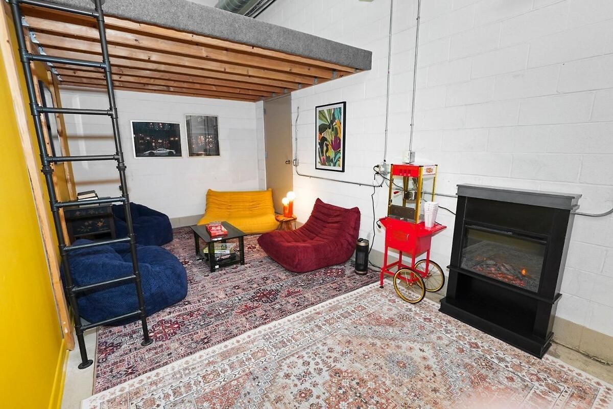 Huge 5br Heart Of Fulton Market Duplex Of Dreams *