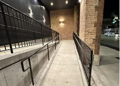 River North Rooftop With In And Out Parking 5 Apartment Chicago
