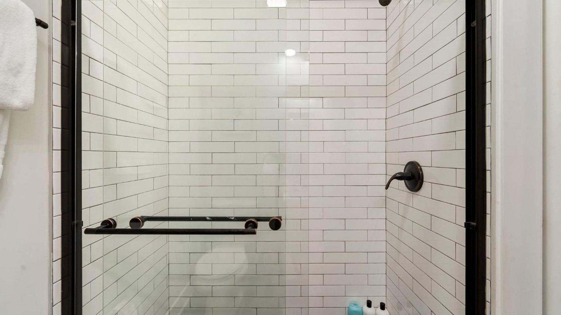 4br 3ba Pilsen Retreat - 10 Min From Downtown *