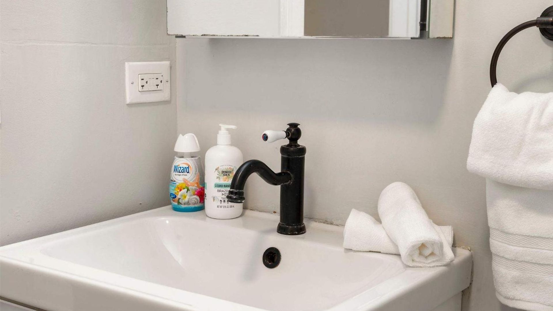 4br 3ba Pilsen Retreat - 10 Min From Downtown Chicago