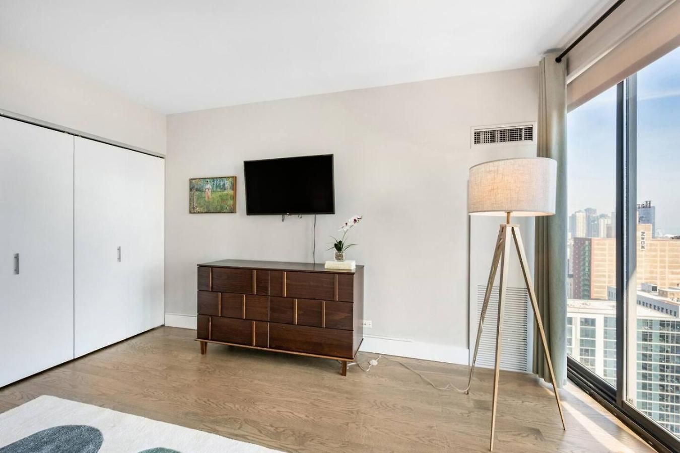 Apartment Lux Dtown Penthouses 9bd-9ba Sleep 25 Parking, Pool, Gym Chicago