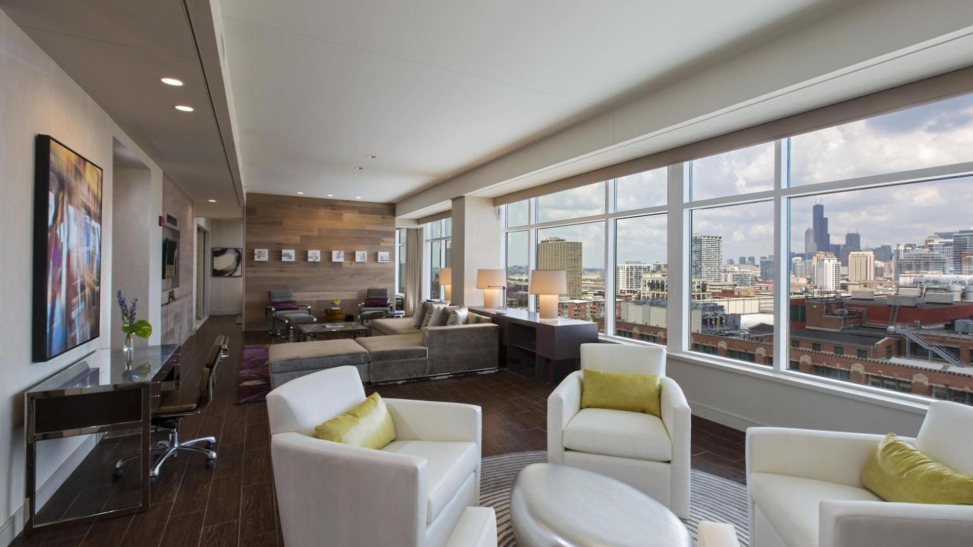Hyatt Regency Mccormick Place 4*