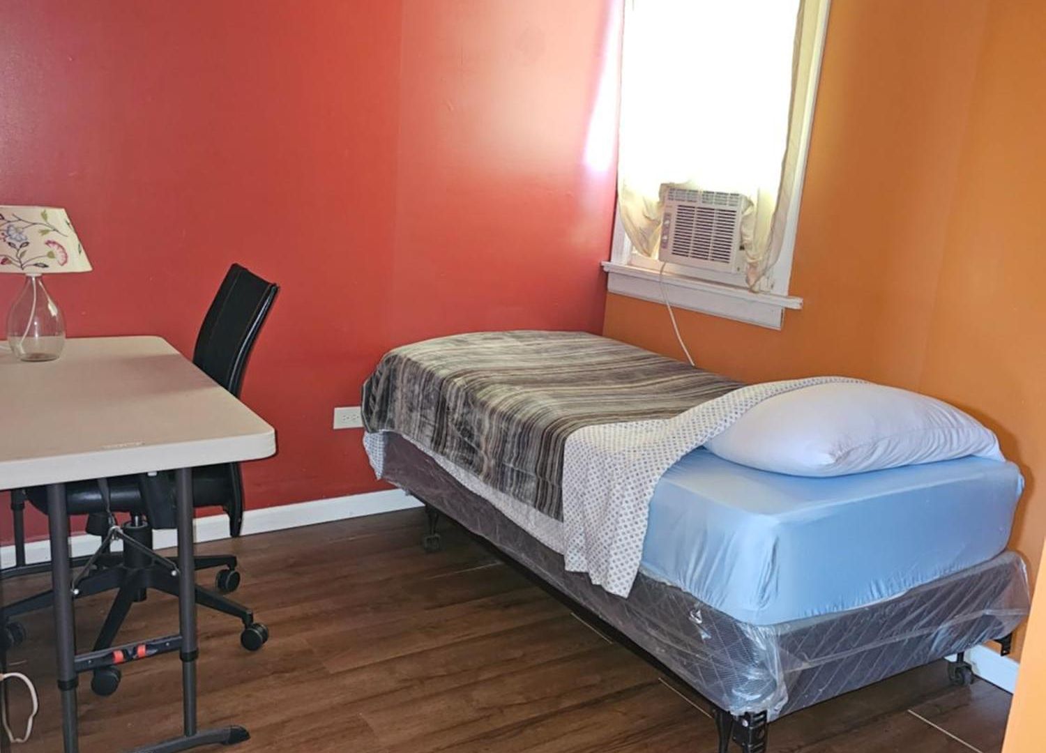 5430 Happy Homestay Chicago