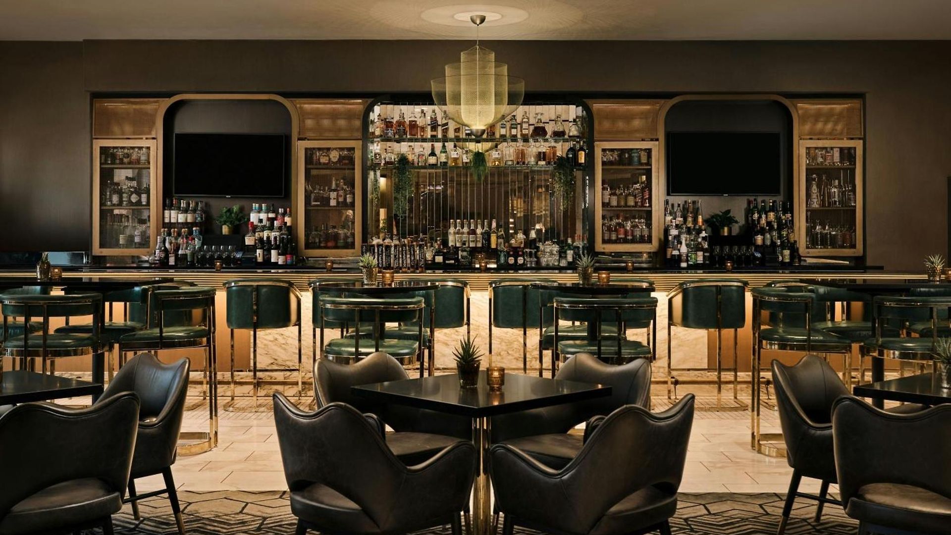The Gwen, A Luxury Collection Hotel, Michigan Avenue Hotel Chicago