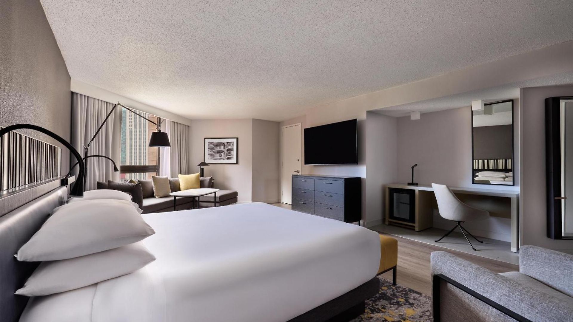 Hyatt Regency 4*