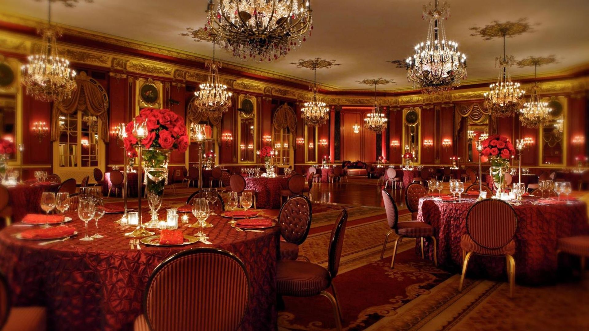 Hotel The Palmer House Hilton 4*