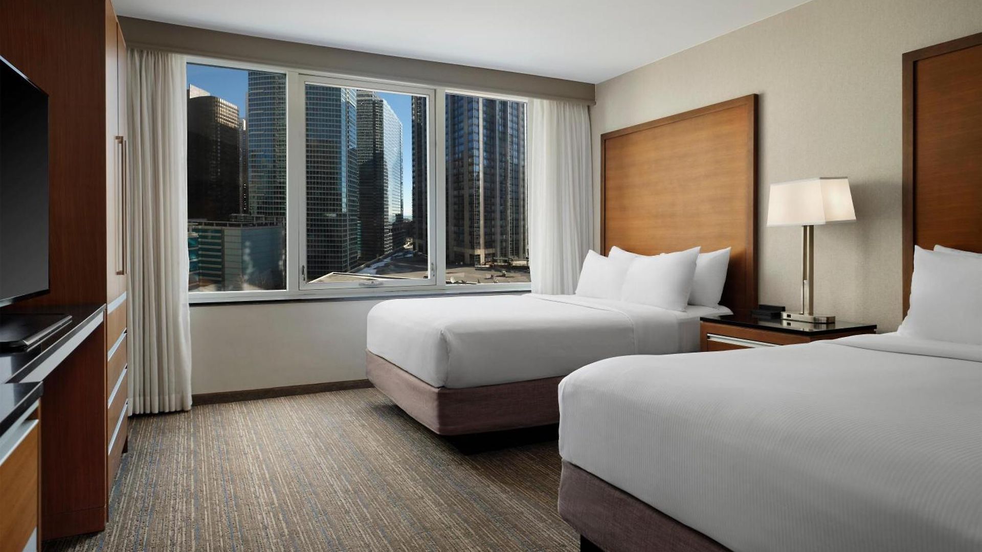 Embassy By Hilton Downtown Magnificent Mile Hotel