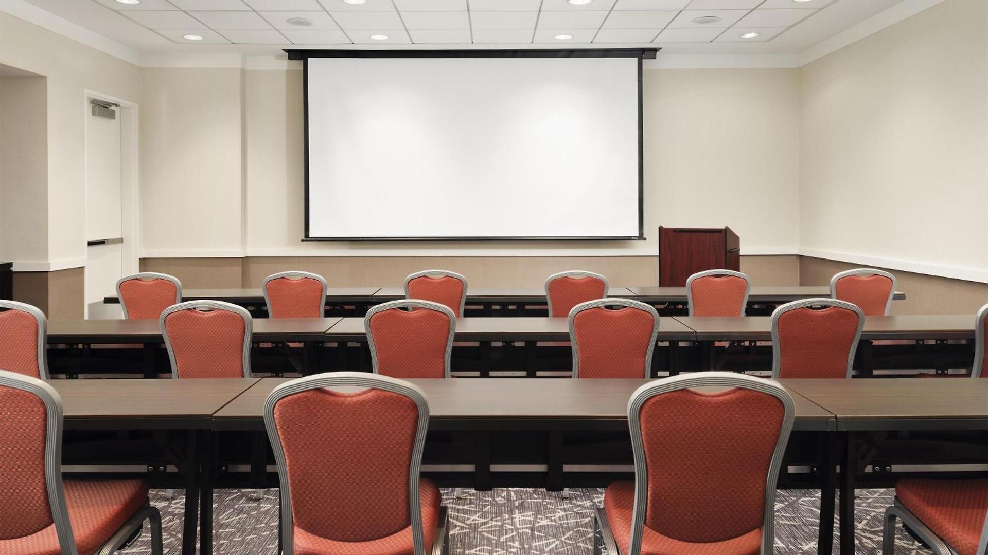 Embassy By Hilton Downtown Magnificent Mile 4* Chicago
