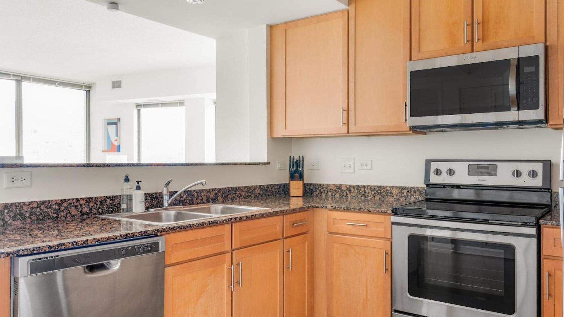Kasa South Loop 4*