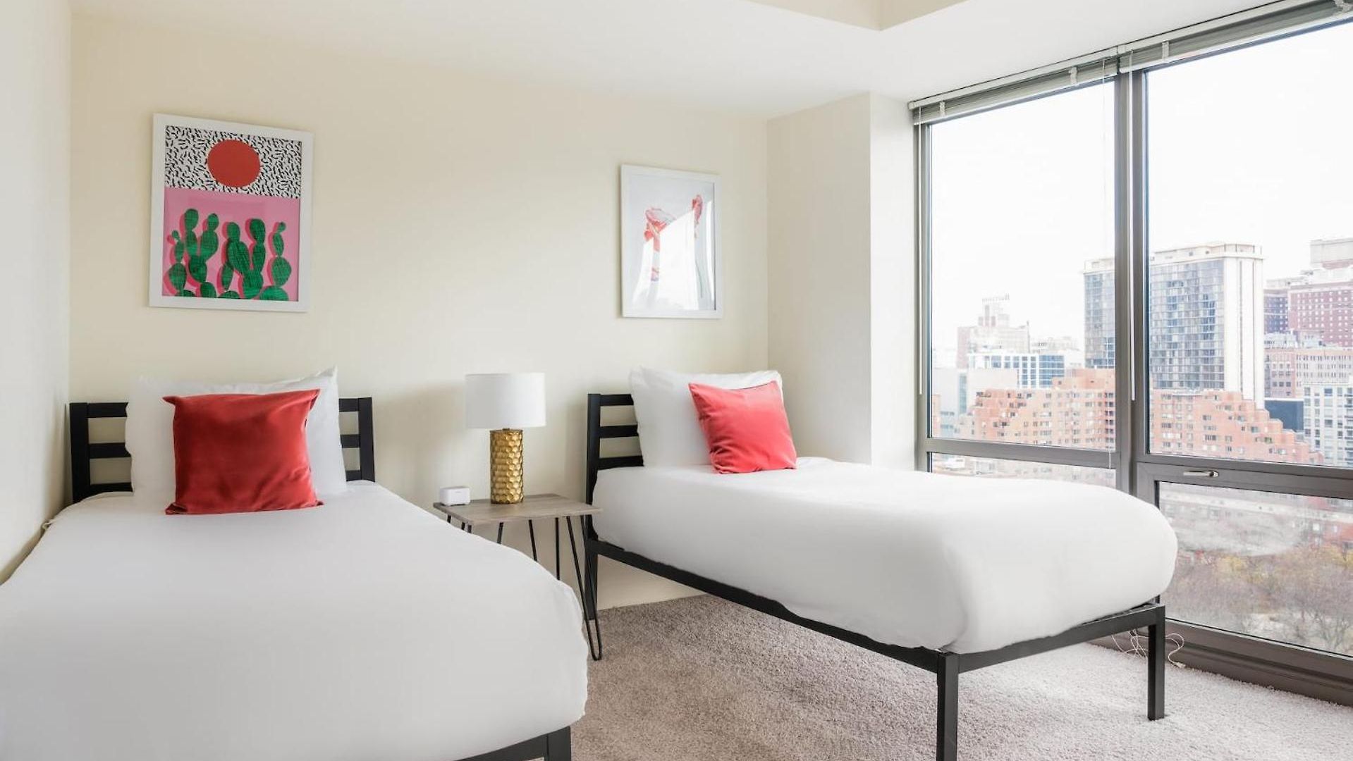 Kasa South Loop Aparthotel
