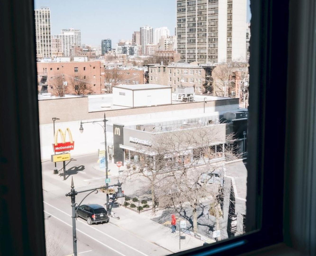 The Neighborhood - Lincoln Park *