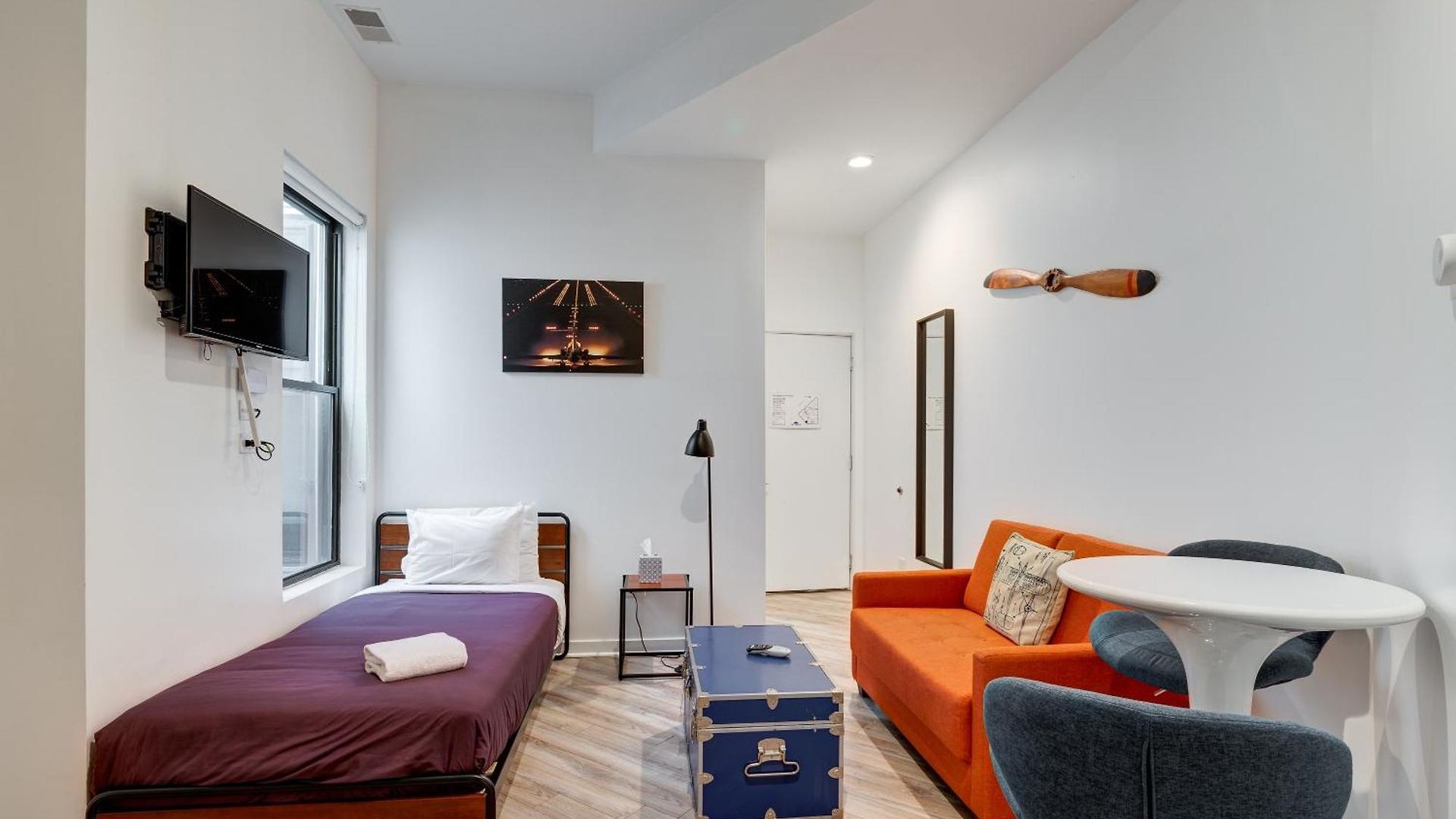 747 Lofts By Redawning - River West, Third Floor Hotel Chicago