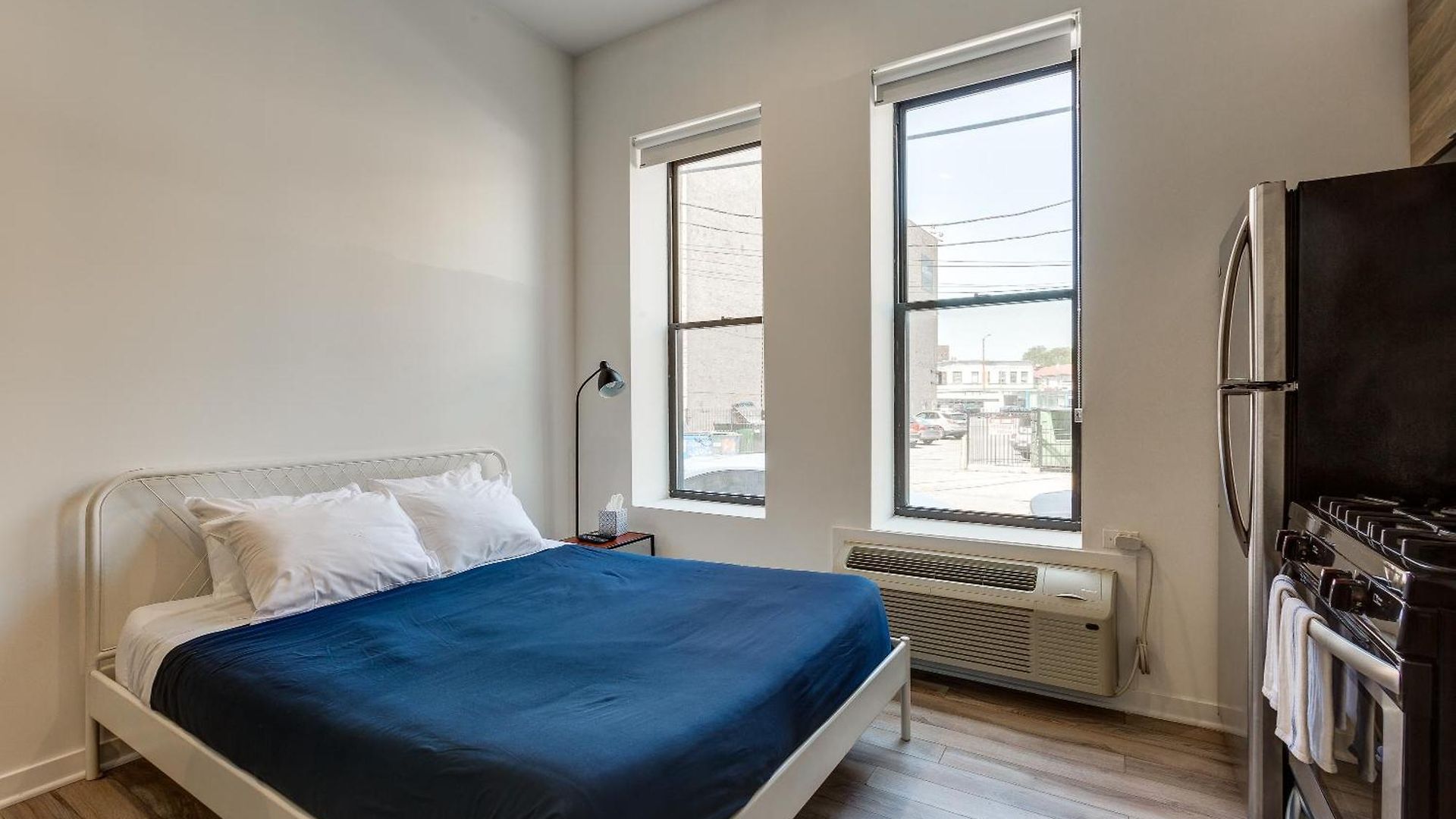 Hotel Ground Floor In By 747 Lofts *