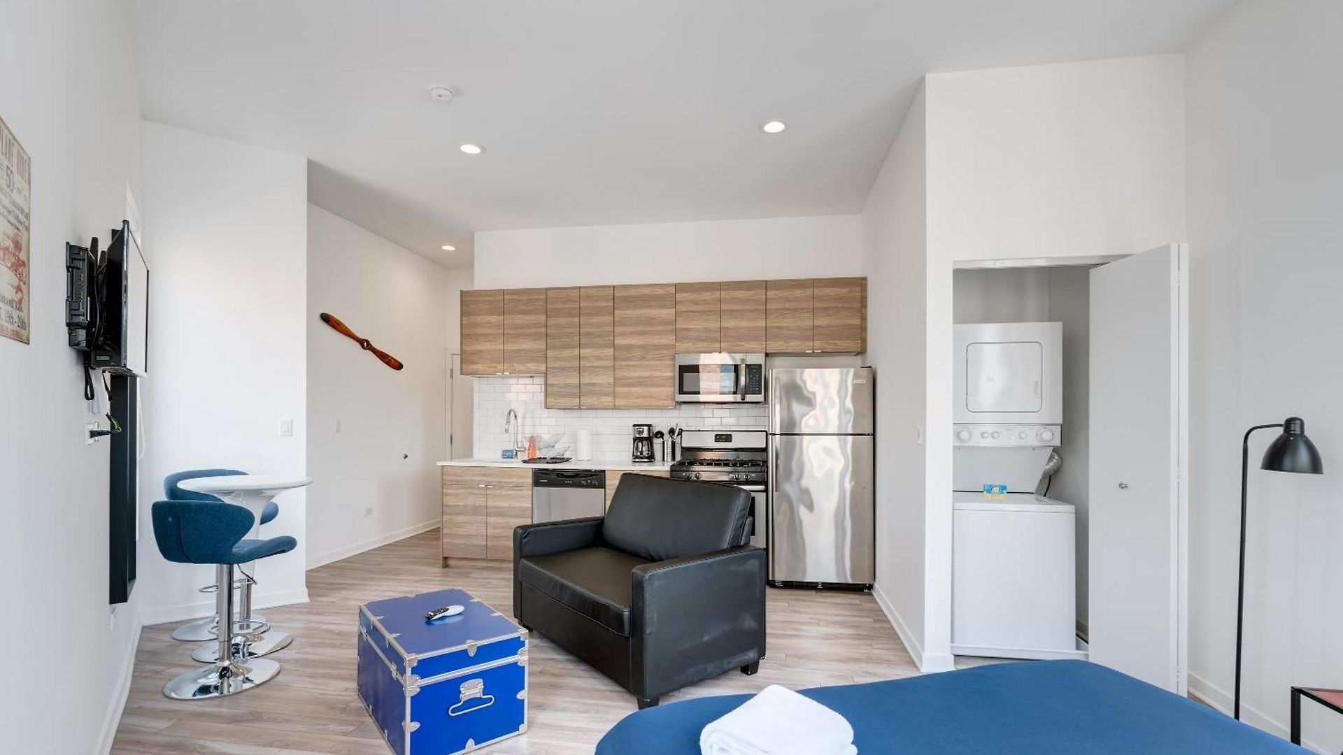747 Lofts By Redawning - River West, Second Floor * Chicago