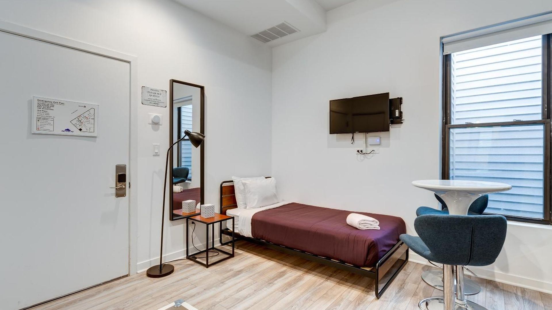 Second Floor By 747 Lofts * Chicago