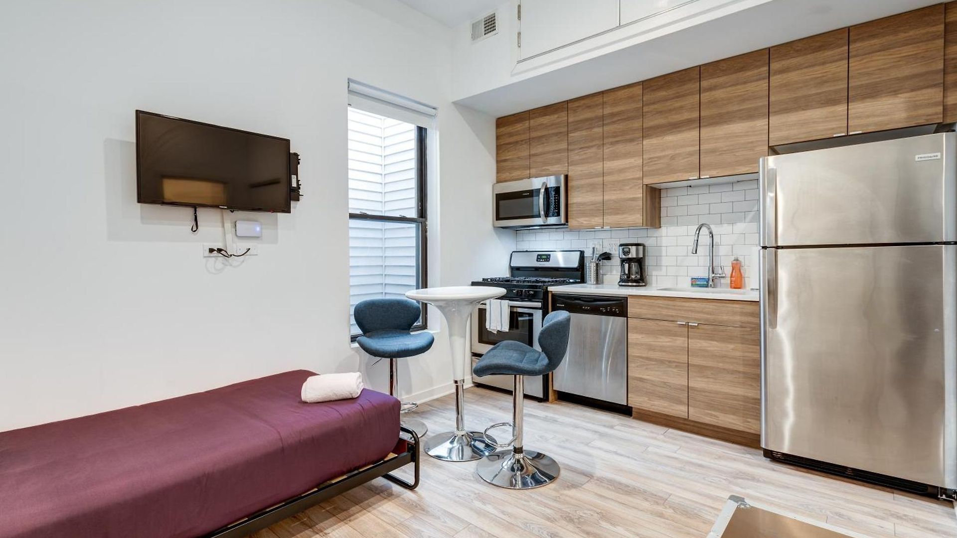 Second Floor By 747 Lofts * Chicago