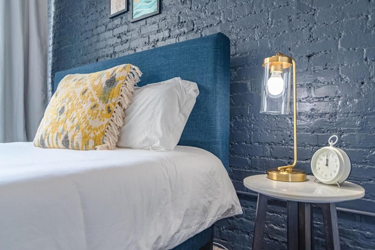 2br Escape With Optional Parking Near Mccormick Place, Navy Pier, Shedd Aquarium, And Millennium Park