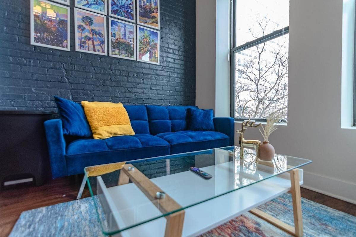 2br Escape With Optional Parking Near Mccormick Place, Navy Pier, Shedd Aquarium, And Millennium Park Chicago