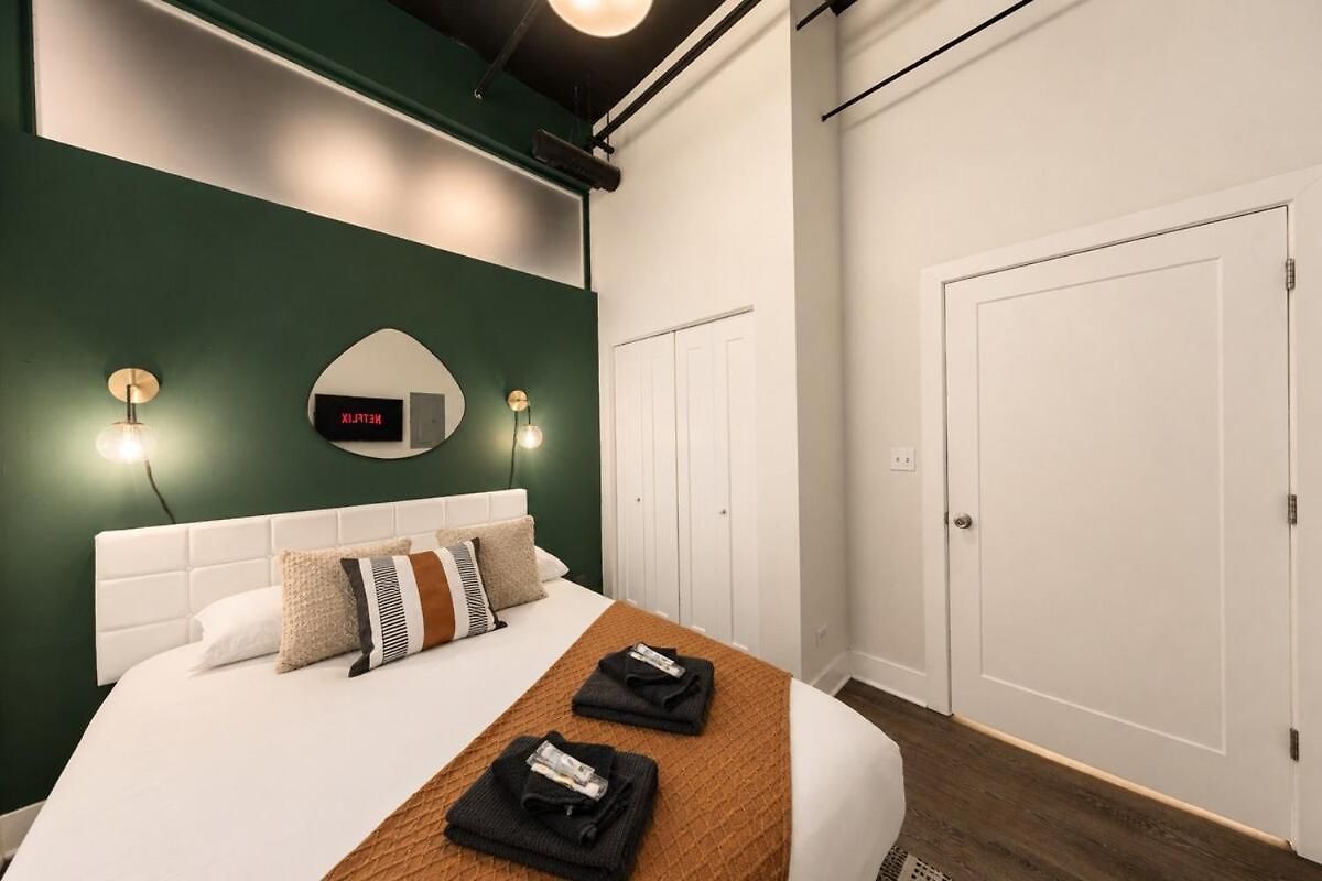 Cozy 3br Living In South Loop Near Mccormick Place, Soldier Field & Lakefront Chicago