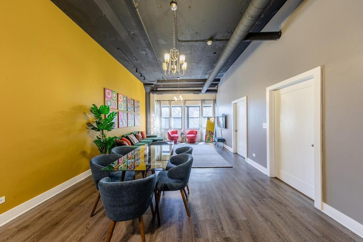 Cozy 3br Living In South Loop Near Mccormick Place, Soldier Field & Lakefront