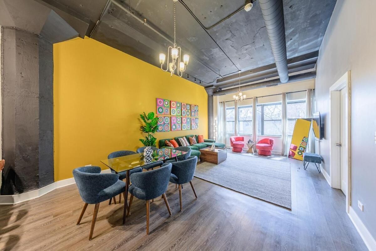 Cozy 3br Living In South Loop Near Mccormick Place, Soldier Field & Lakefront Apartment *