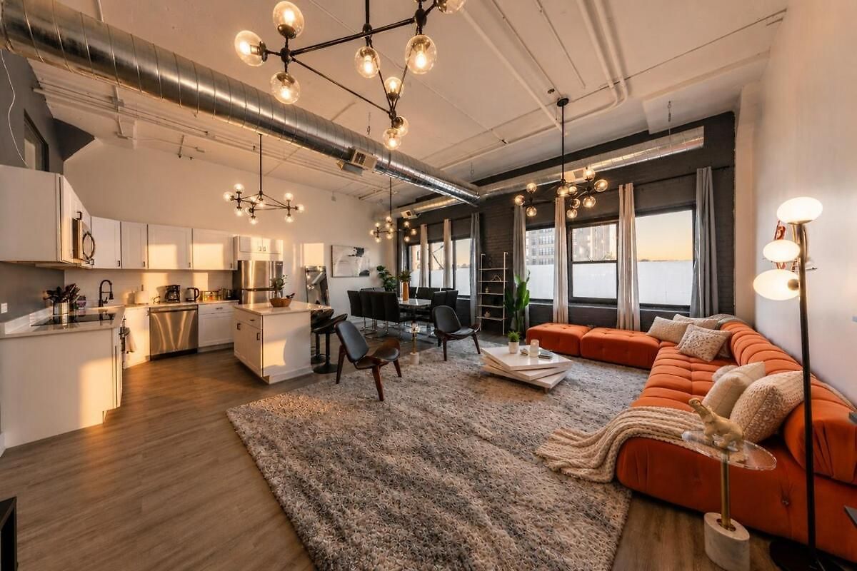 Luxury 6br Loft Perfect For 12 Guests With Skyline Views, Optional Parking And Gym Access Near Mccormick Place And Soldier Field * Chicago