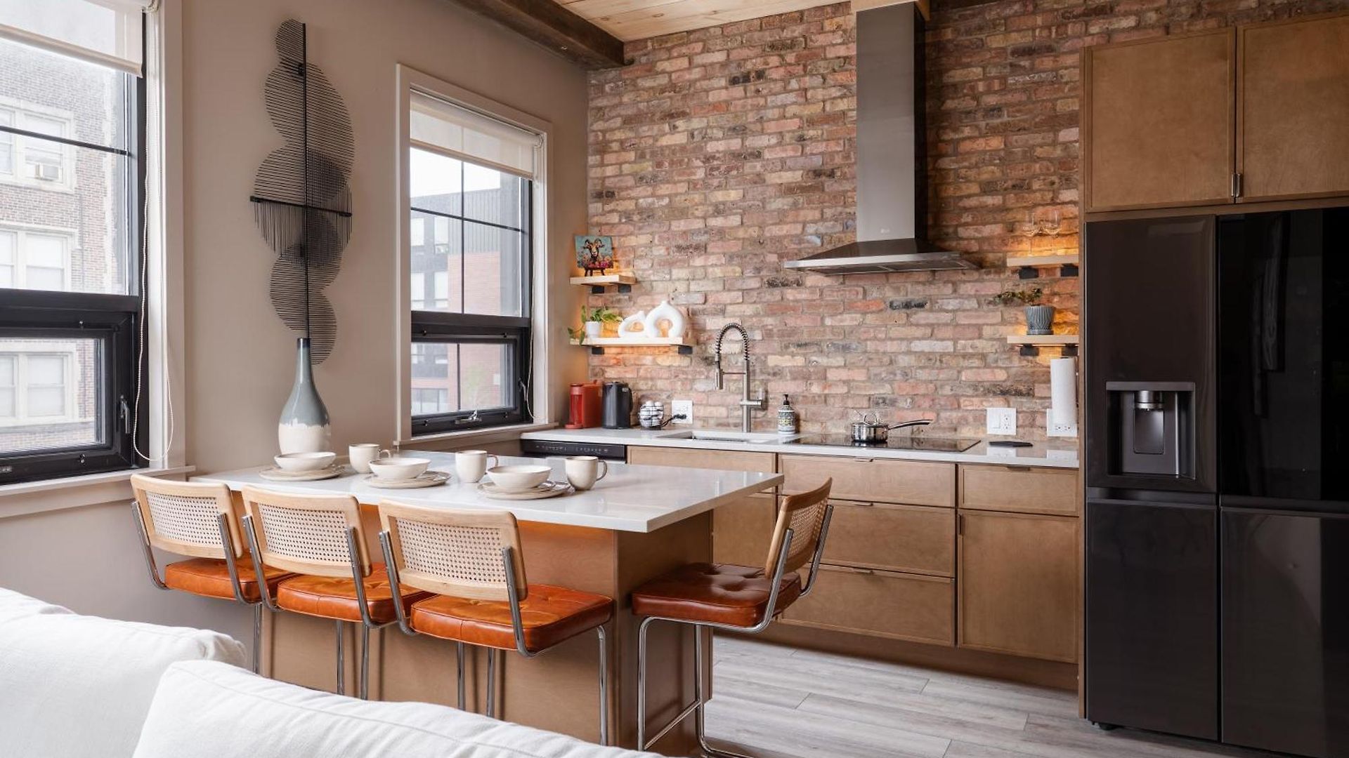 Pulaski Point Apartment