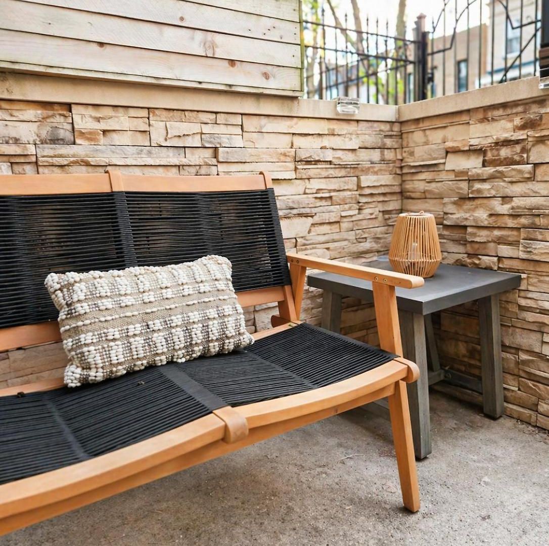 Boutique Retreat Private Patio Fire Pit * Chicago