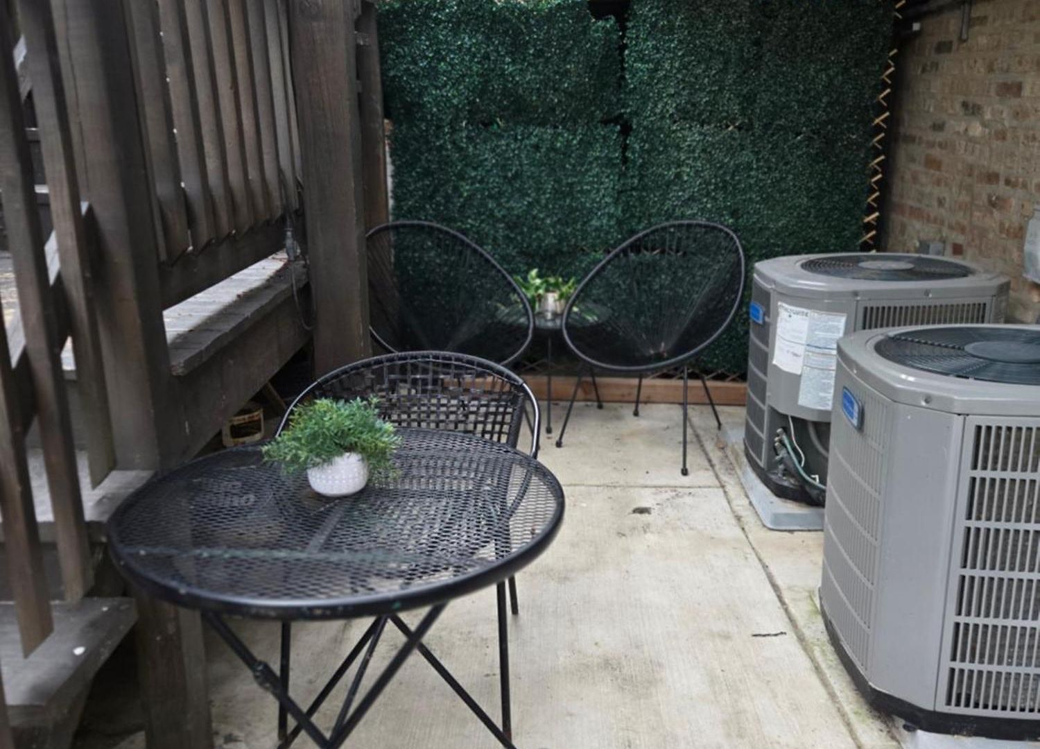 Luxe Retreat Game Room, Deck Fire Pit Apartment