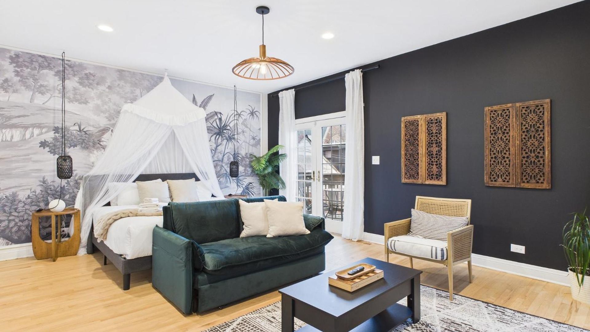 Luxe Retreat Game Room, Deck Fire Pit Apartment