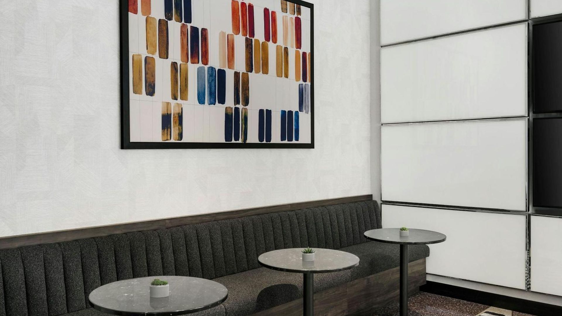 Fairfield And Downtown/ Magnificent Mile Hotel