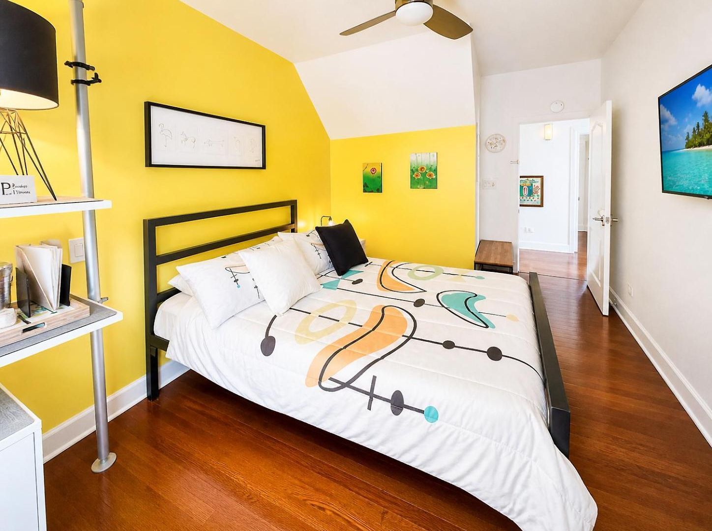 Bed & Breakfast House 5863- Chicago's Premier