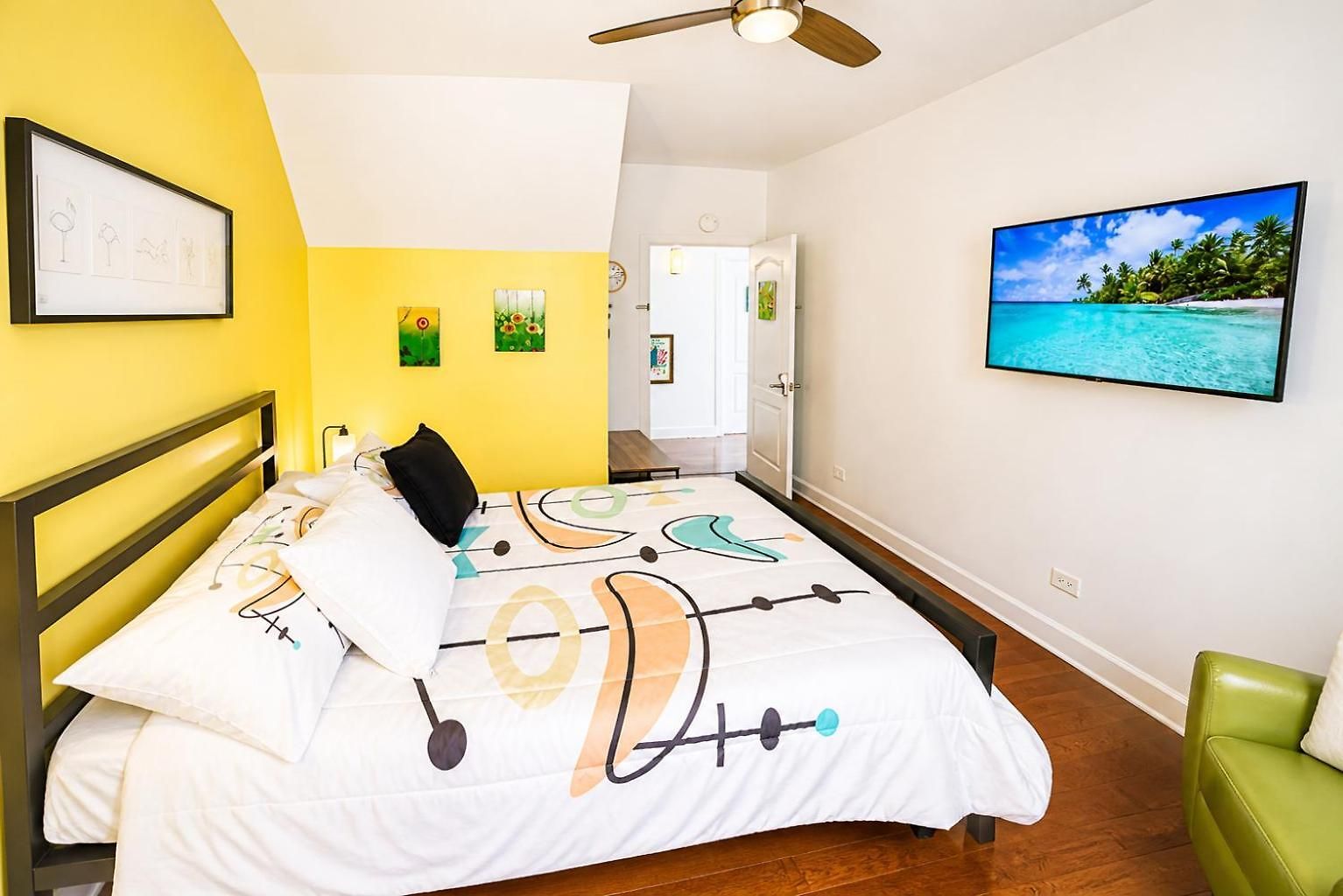 Bed & Breakfast House 5863- Chicago's Premier 4*