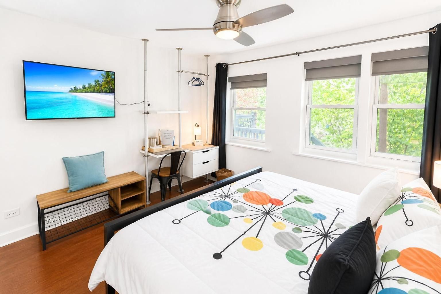 House 5863- Chicago's Premier Bed & Breakfast 4*