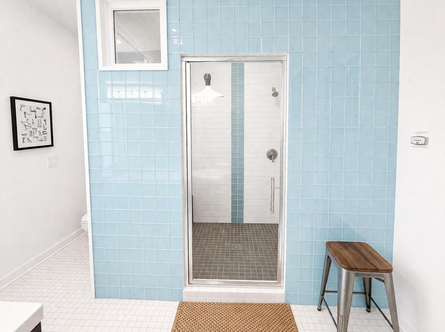 House 5863- Chicago's Premier Bed & Breakfast