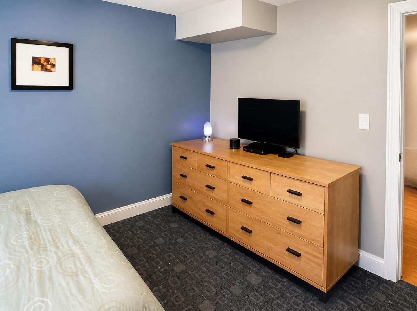 House 5863- Chicago's Premier 4*