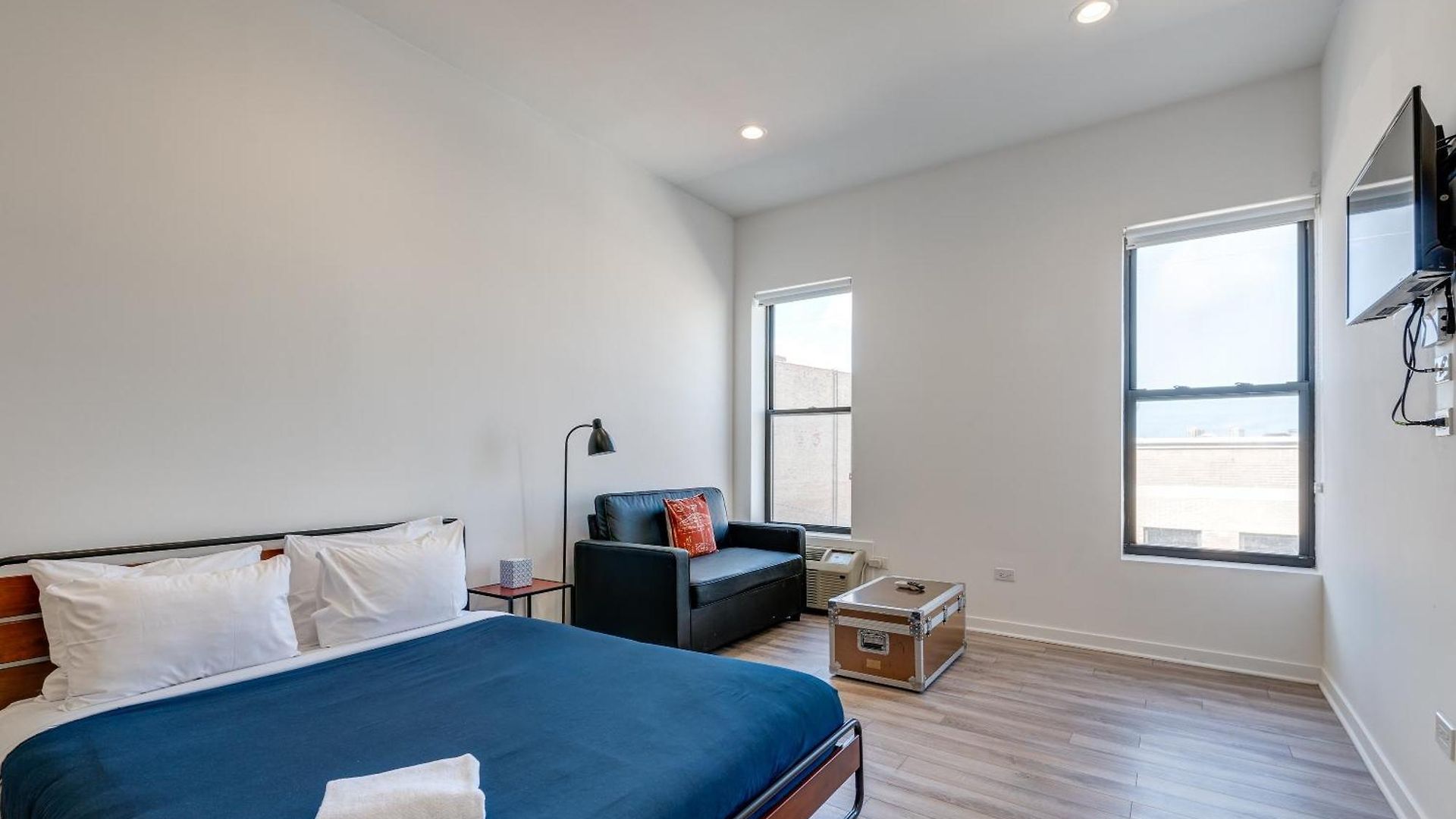 Hotel 747 Lofts By Redawning - River West, Second Floor Chicago