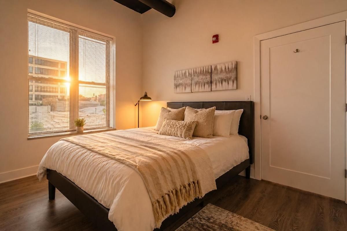 Group Friendly Spacious 3br With Optional Parking And Gym Access Sleeps 10 Guest Near Mccormick Place And Soldier Field * Chicago