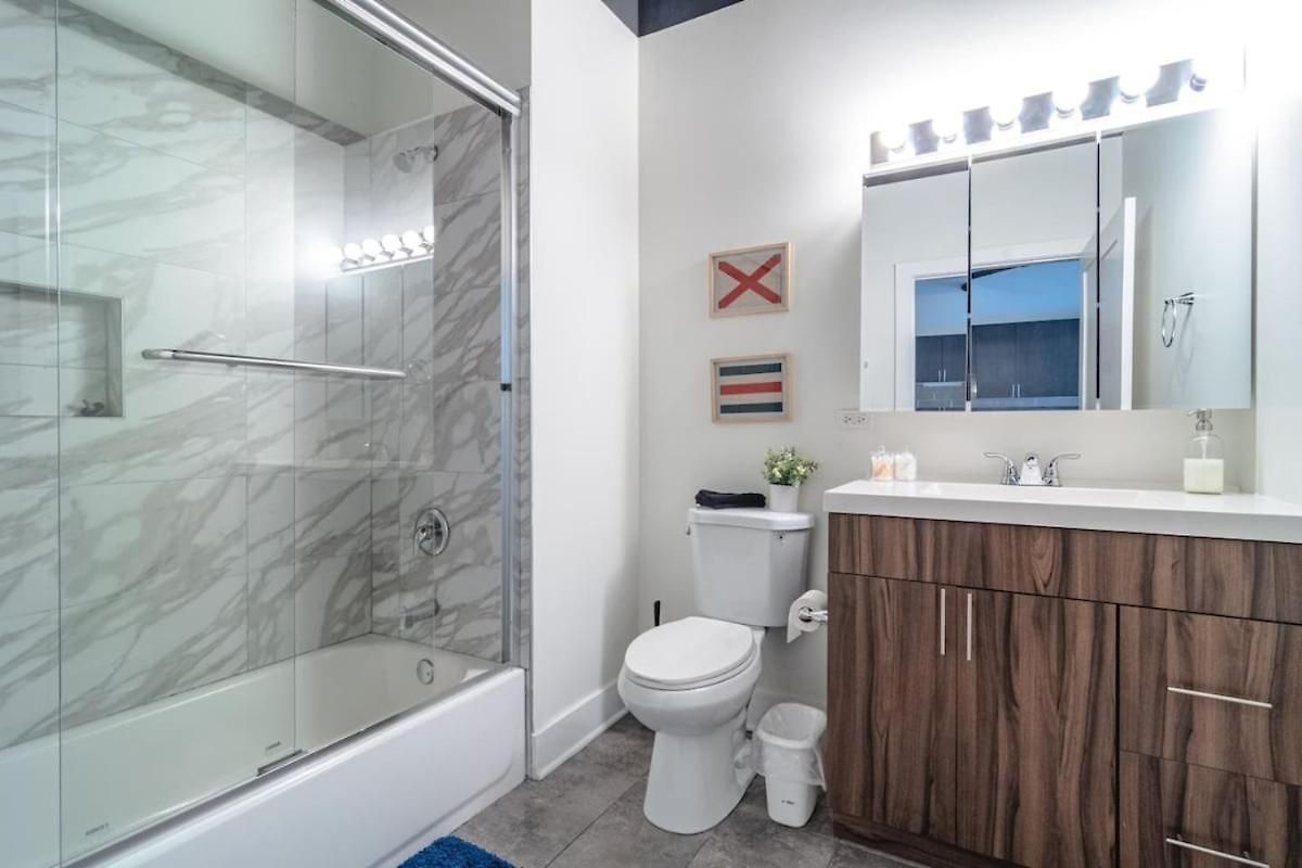Mccormick Place Family Haven: Spacious 3br-2ba For 8 Chicago